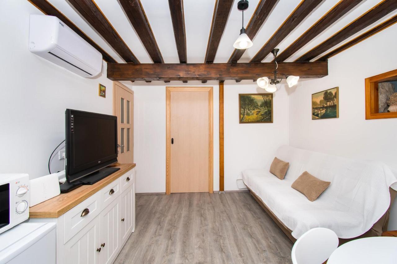 Apartment Rustika 스크라딘 외부 사진